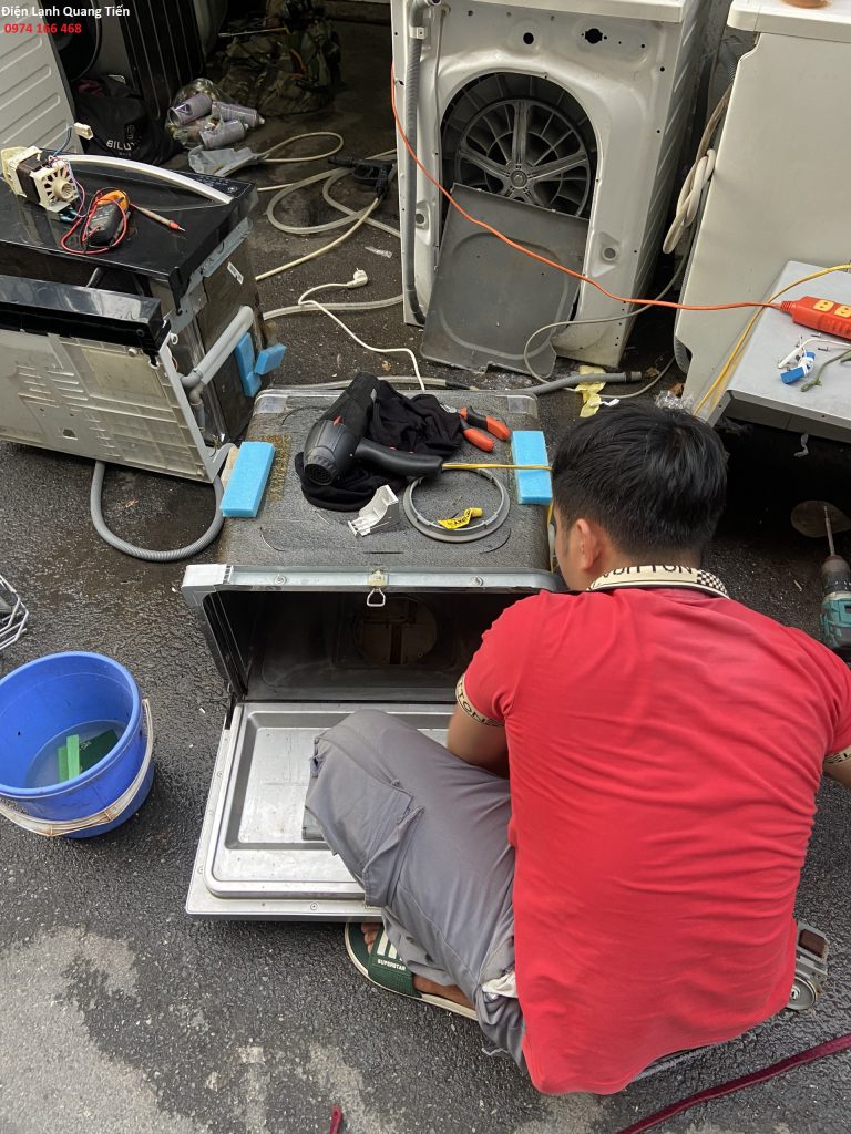 dienlanhquangtien.com