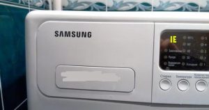 máy giặt Samsung báo lỗi ie
