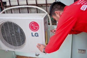 sửa điều hòa LG Điện Lạnh Quang Tiến
