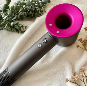 sửa máy sấy tóc dyyson