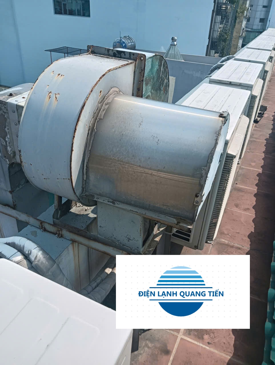 Sửa máy hút mùi nhà hàng Công Nghiệp
