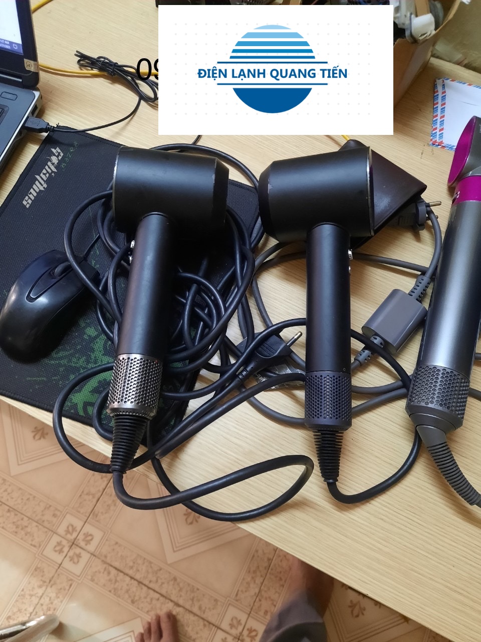Sửa máy sấy tóc Dyson